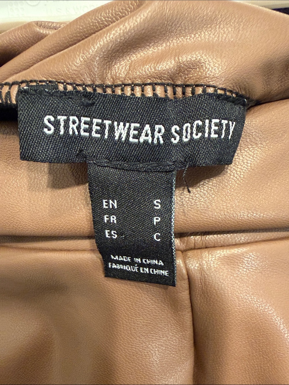 Faux Leather High-Waist Leggings - Brown - Picture 3 of 3